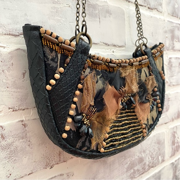 Mary Frances • Half Moon Crocodile Leather Beaded Crossbody Clutch • Vintage - Picture 3 of 15